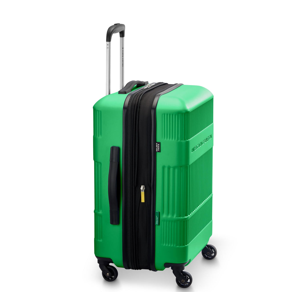 Green Carry-On 20 Inch Hardside Expandable Luggage with Spinner Wheels U953