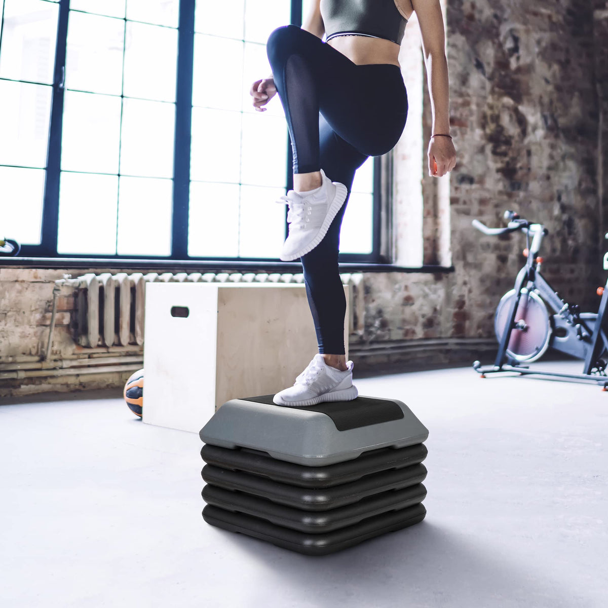 Height Adjustable Step Aerobic Platform with 4 Risers C5350