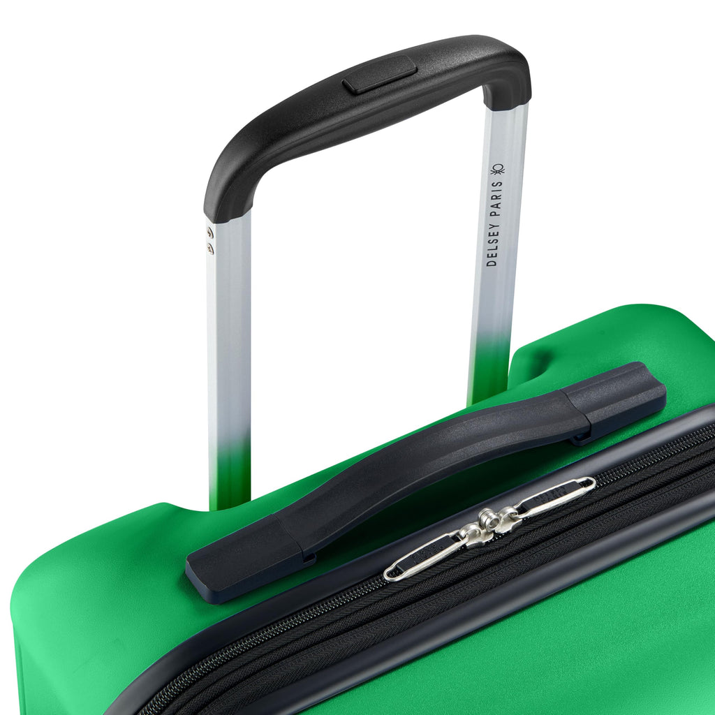Green Carry-On 20 Inch Hardside Expandable Luggage with Spinner Wheels U953